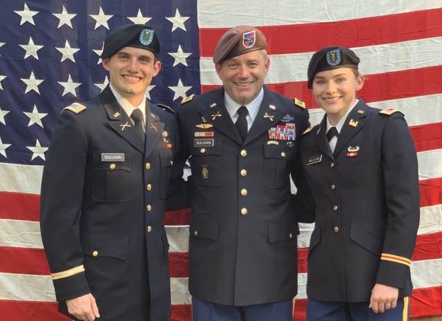 The Sullivan family: From left, then 2nd Lt. Jackson Sullivan, then-Col. Michael Sullivan and then-2nd Lt. Samantha Sullivan during the twins' commissioning ceremony at the U.S. Military Academy in 2020.