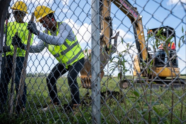 Engineers excavate and clear the land to prepare for construction of a new military housing community that will serve service members and families assigned to U.S. Southern Command. The new housing community is expected to boast 139...