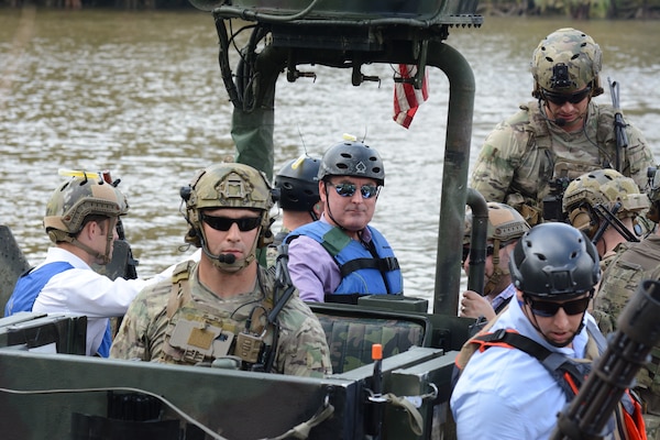 Deputy Under SECNAV Victor B. Minella tours Naval Small Craft Instruction and Technical Training School.