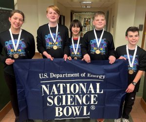 Third place middle school division, Eisenhower Team #2. From left to right, Eva Riley, Mathias Niday, Magnus Bowman, Kelly Lleyton, Daniel Brewer. (Photo by Deb Menke) Click on the thumbnail for a high-resolution image